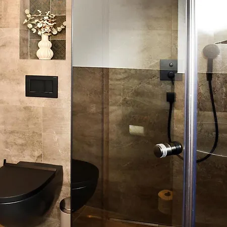 Appartement Edelschwarz