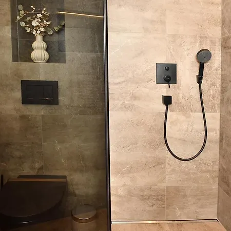 Edelschwarz Appartamento *